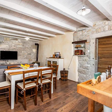 Casa Bombic By Rent Istria * Buzet