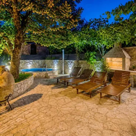 Casa Bombic By Rent Istria * Buzet
